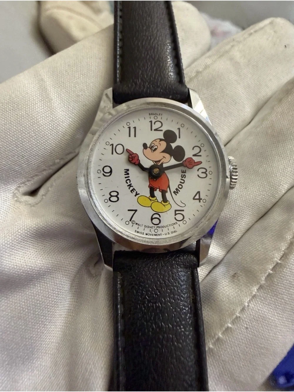 Vintage 1970s Bradley Mickey Mouse Mechanical Watch 015 Swiss Made Disney 30mm